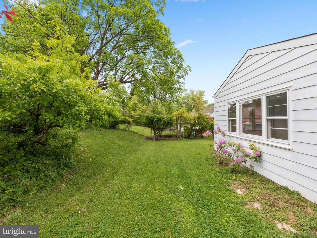 10723 St Margarets Way Silver Spring, MD 20902 - Photo 46 of 49 Gallery Image 46