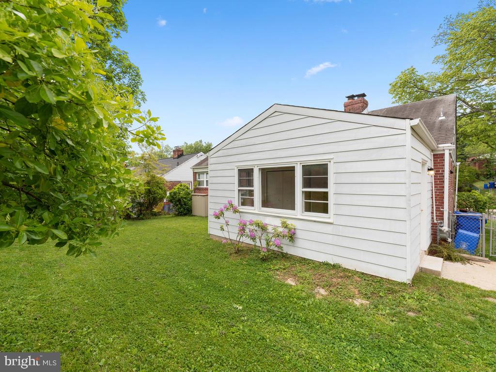 10723 St Margarets Way Silver Spring, MD 20902 - Photo 47 of 49 Gallery Image 47