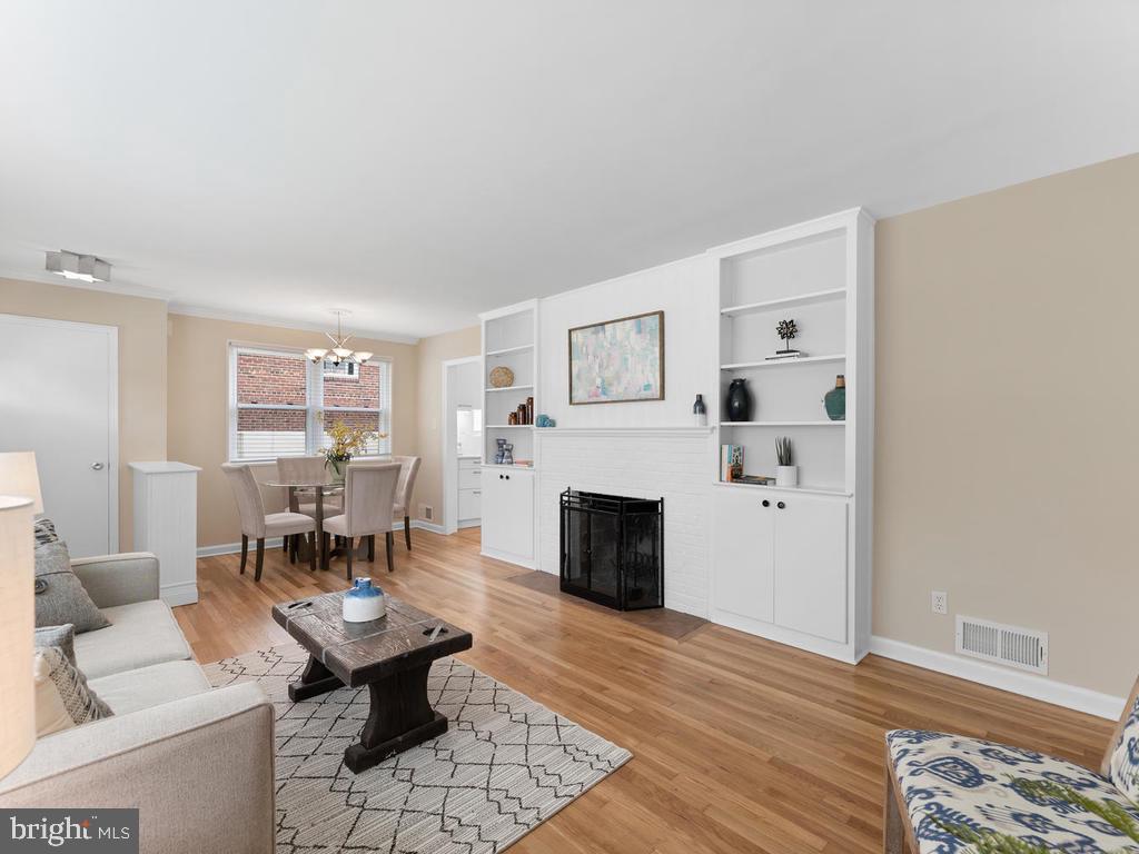 10723 St Margarets Way Silver Spring, MD 20902 - Photo 8 of 49 Gallery Image 8