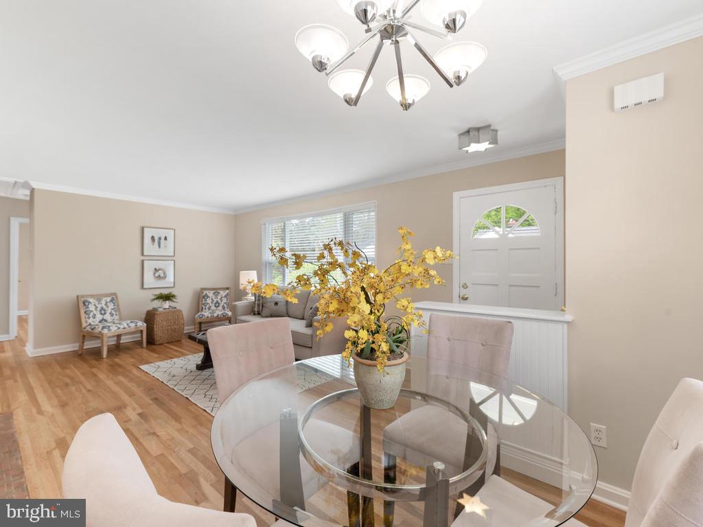 10723 St Margarets Way Silver Spring, MD 20902 - Photo 10 of 49 Gallery Image 10