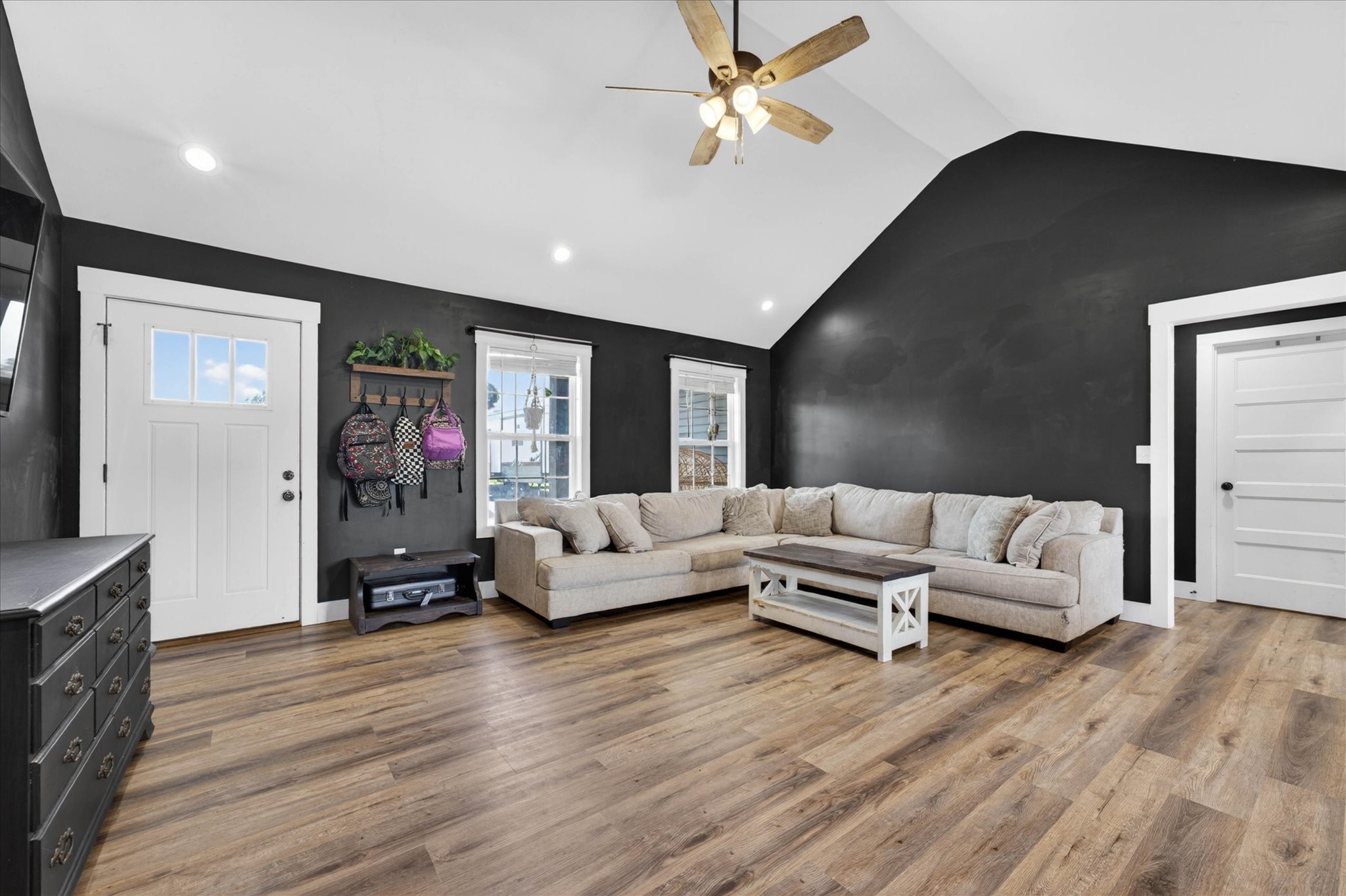 3150 Stokes Chapel Road Elkton, KY 42220 - Photo 5 of 28