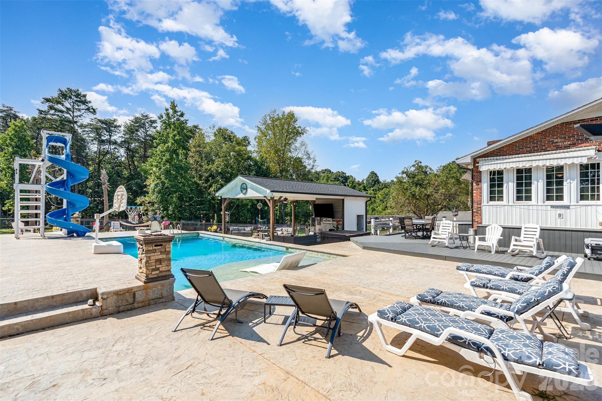 197 Sain Road Statesville, NC 28625 - Photo 4 of 44