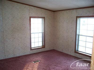 7310 Farrand Road Clio, MI 48420 - Photo 9 of 15 20124591-8.JPG