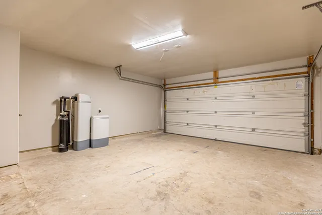 $1,600 | 757 Wolfeton Way, New Braunfels, TX 78130