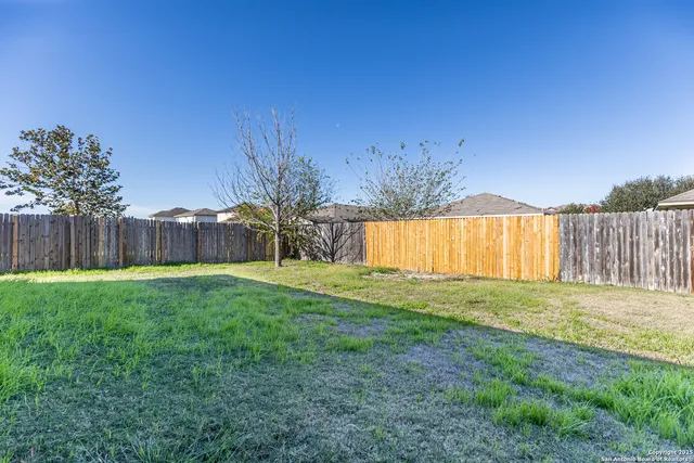 $1,600 | 757 Wolfeton Way, New Braunfels, TX 78130