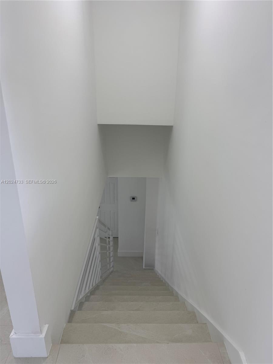 3305 Southwest 28th Street, Unit 3305 Miami, FL 33133 - Photo 16 of 17