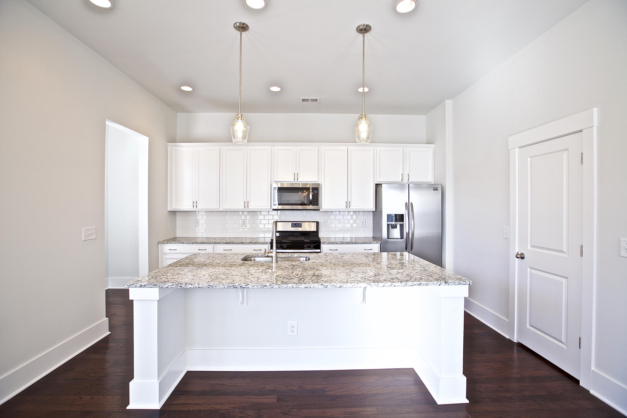 1876 Fleming Woods Road Charleston, SC 29412 - Photo 2 of 27 Kitchen
