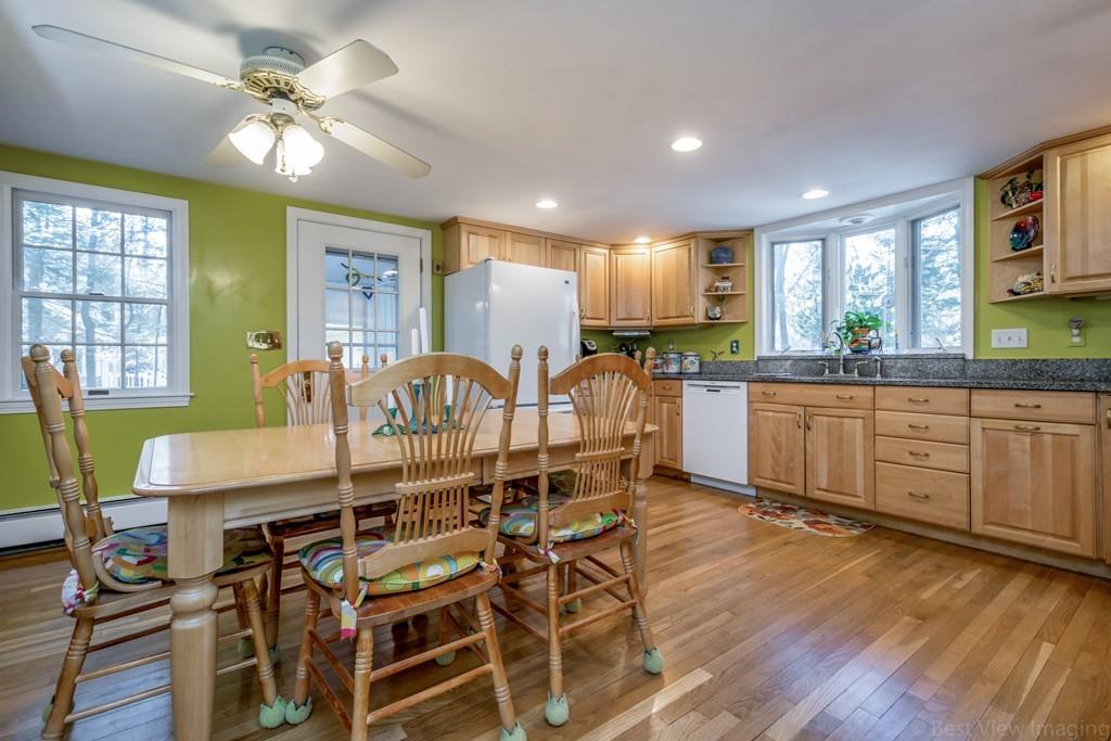 34 Oneida Road Acton, MA 01720 - Photo 2 of 30 Gallery Image 2