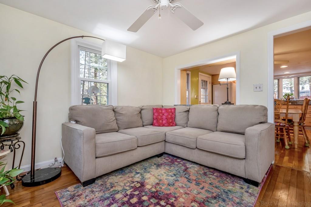 34 Oneida Road Acton, MA 01720 - Photo 6 of 30 Gallery Image 6