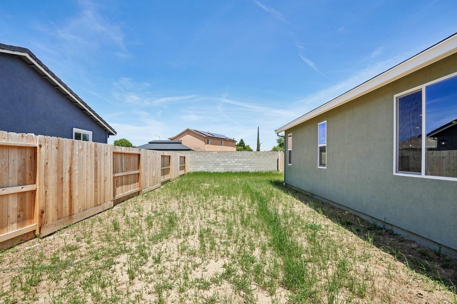 1633 Hansen Ranch Road Olivehurst, CA 95961 - Photo 40 of 42