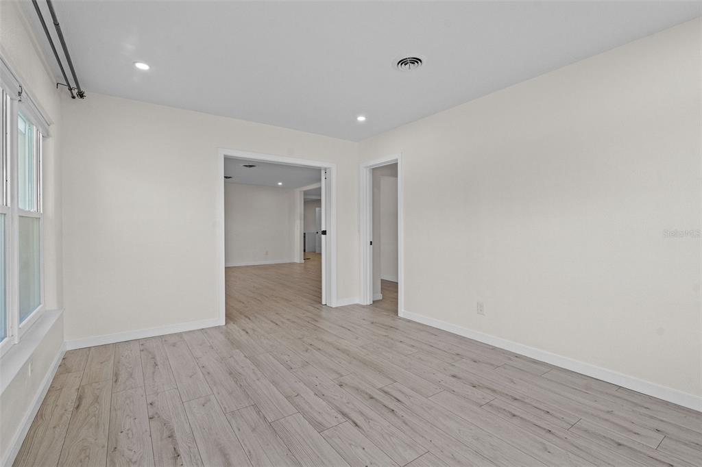 1401 Drew Street Clearwater, FL 33755 - Photo 13 of 24