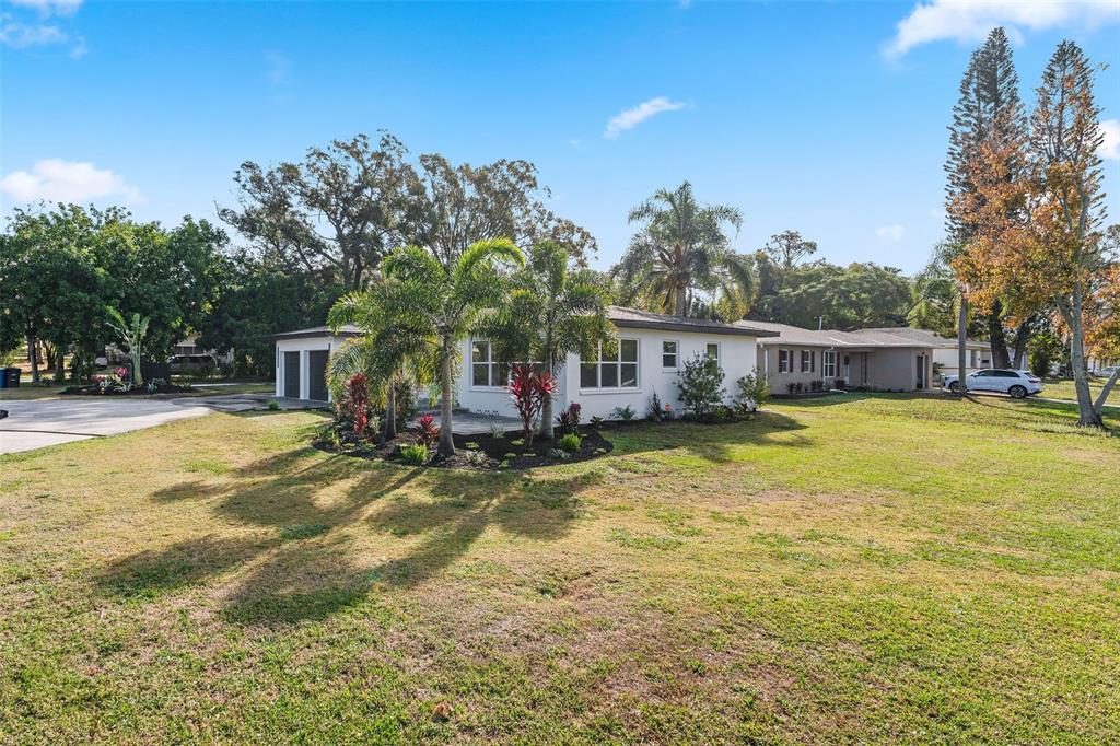 1401 Drew Street Clearwater, FL 33755 - Photo 21 of 24