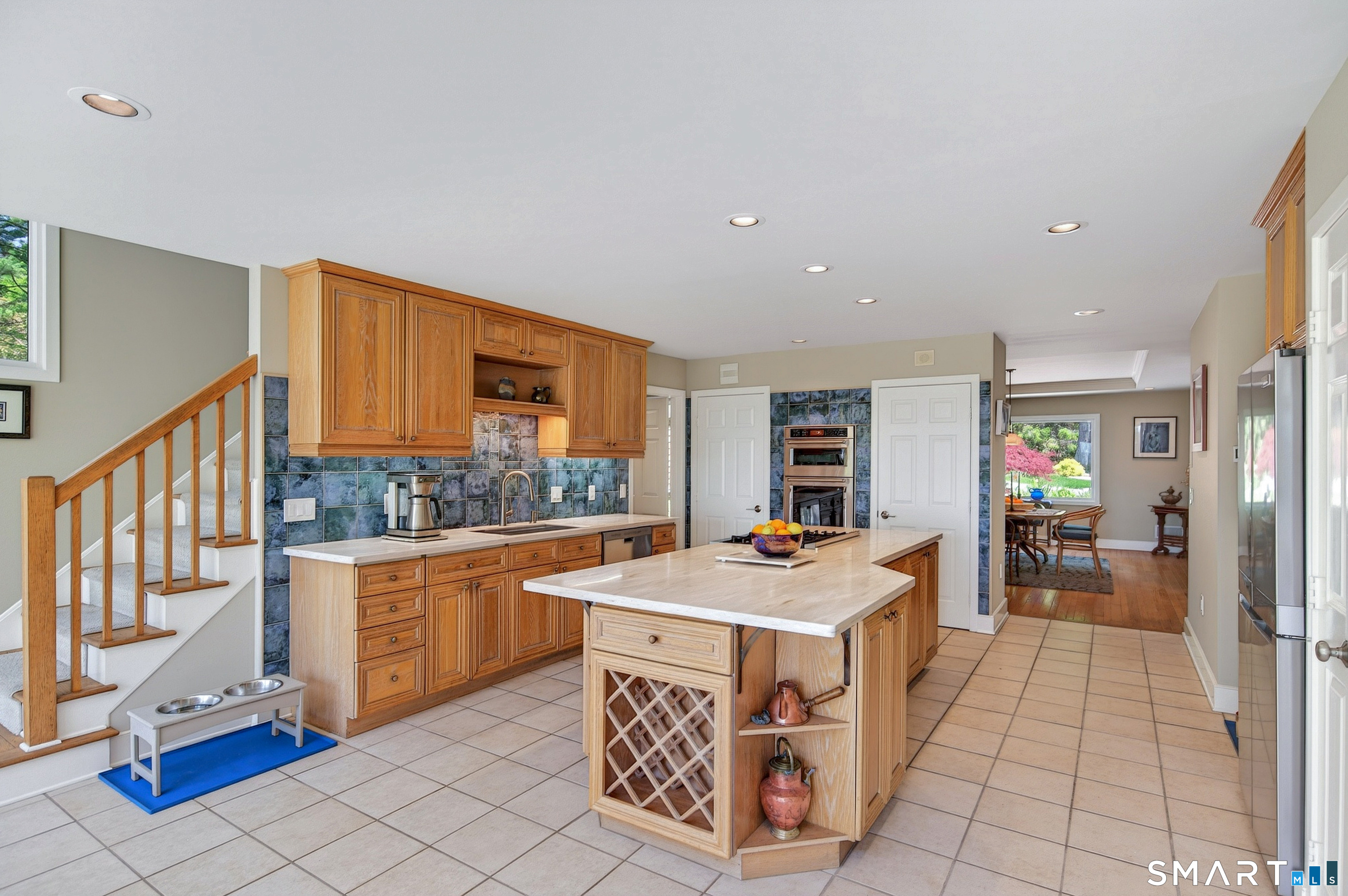 140 2nd Hill Road Bridgewater, CT 06752 - Photo 11 of 40 a kitchen with a stove a refrigerator and a oven