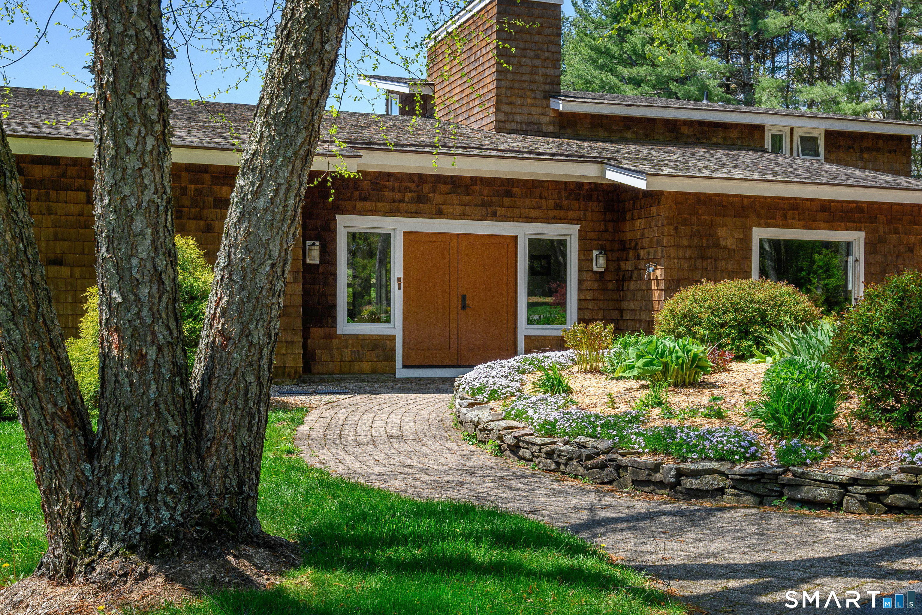 140 2nd Hill Road Bridgewater, CT 06752 - Photo 4 of 40 front view of a house