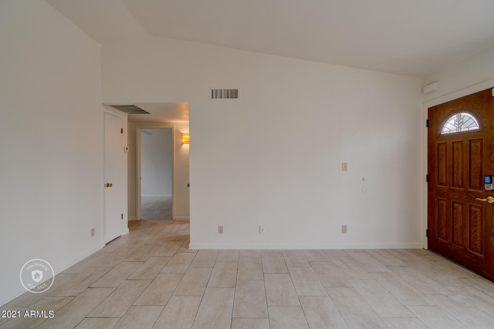 2044 West Ocotillo Road Phoenix, AZ 85015 - Photo 11 of 18 listing_9