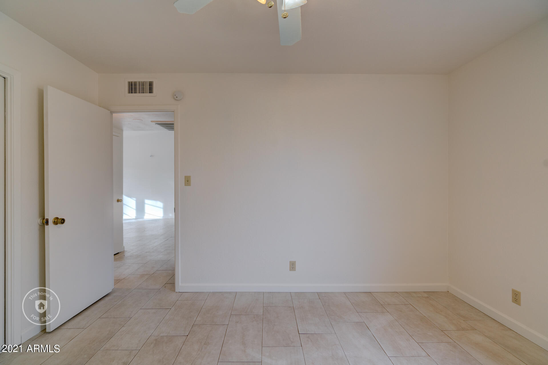 2044 West Ocotillo Road Phoenix, AZ 85015 - Photo 14 of 18 listing_13