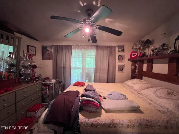 $250,000 | 119 Wagon Hollow Road, Middlesboro, KY 40965