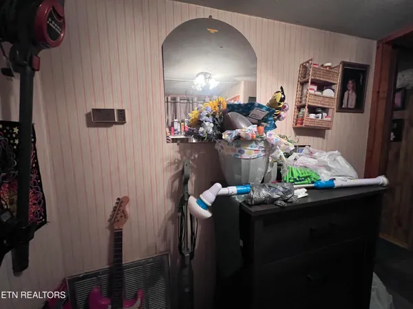 $250,000 | 119 Wagon Hollow Road, Middlesboro, KY 40965