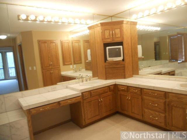 10064 Purgatory Road Eden Prairie, MN 55347 - Photo 17 of 18 Gallery Image 17
