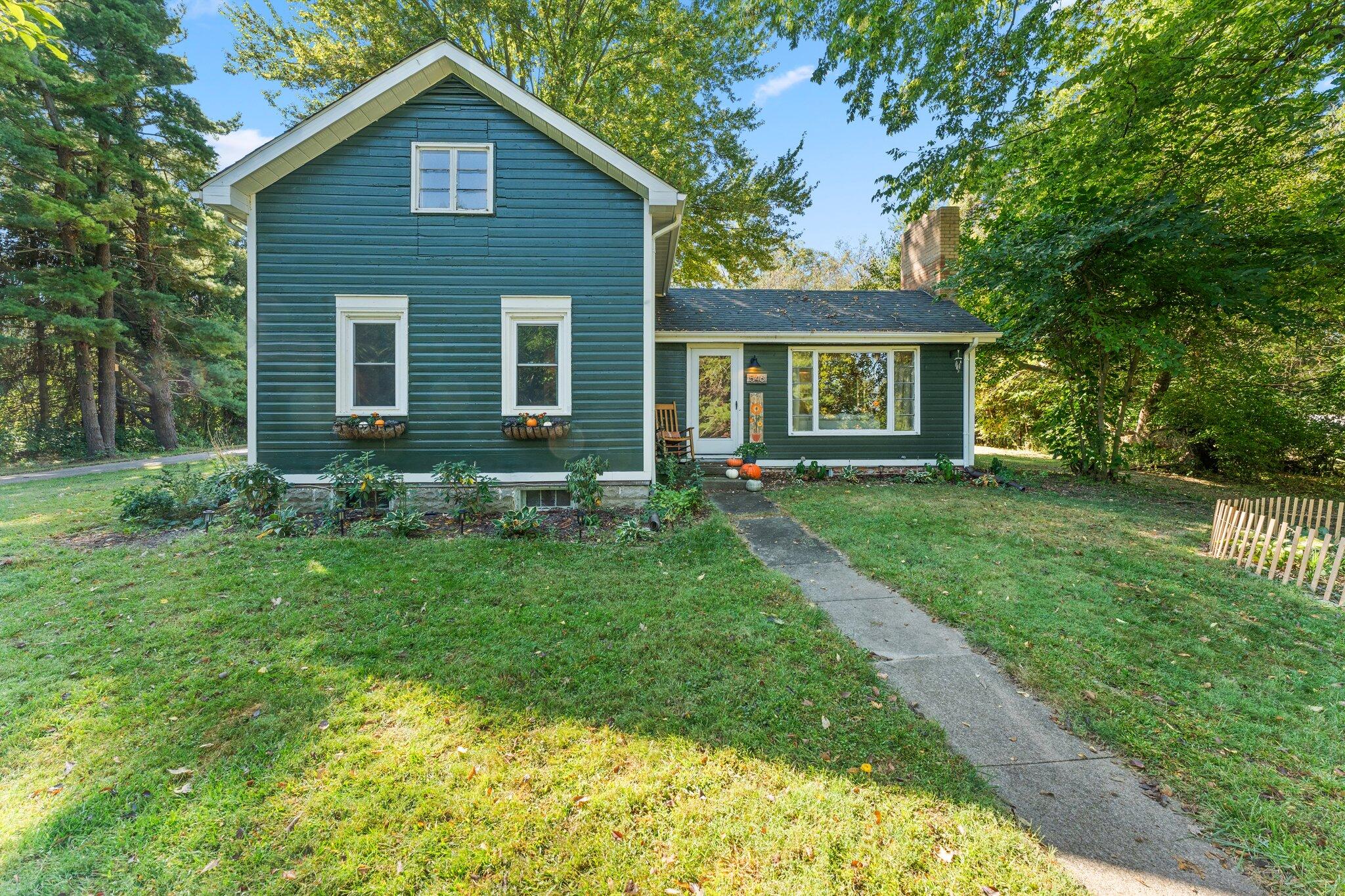 546 East Burdick Road Chesterton, IN 46304 - Photo 2 of 31 2048x1365