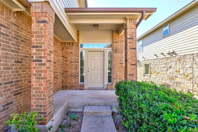 $2,200 | 2217 Nestlewood Drive, Austin, TX 78754