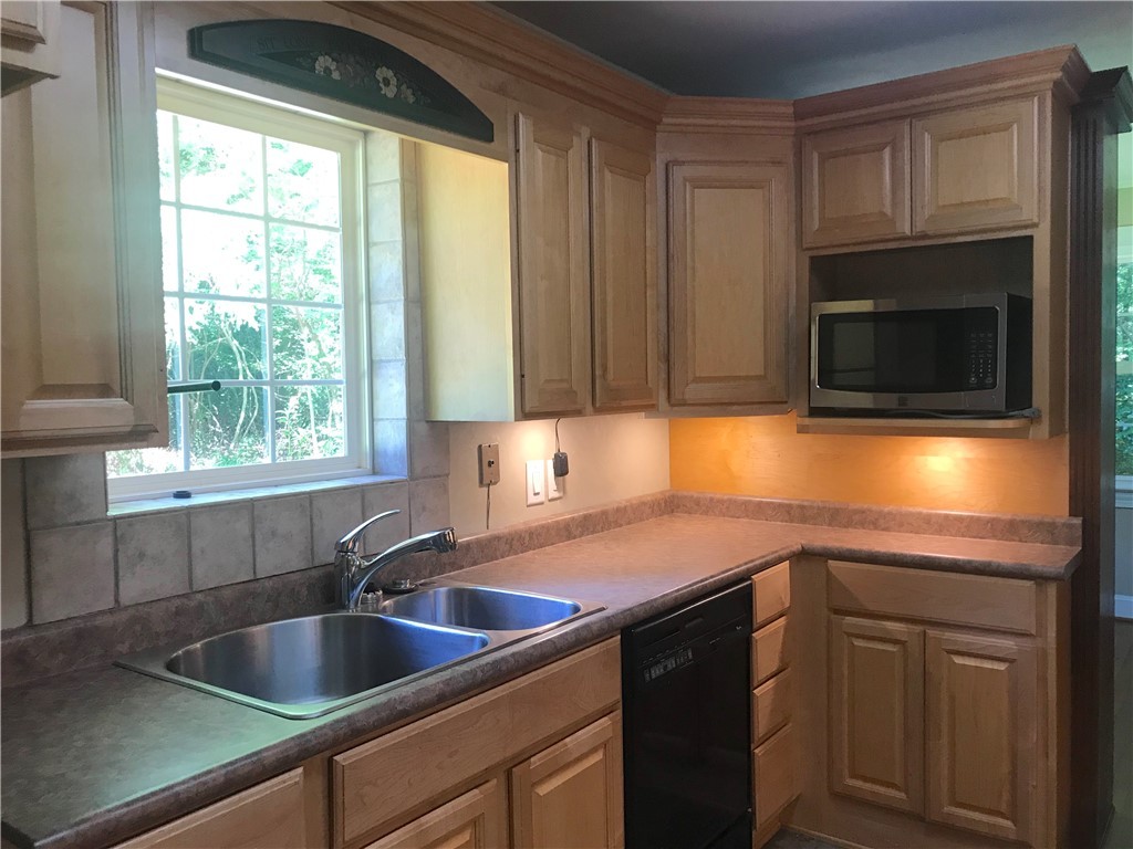325 Pendleton Road Clemson, SC 29631 - Photo 9 of 38
