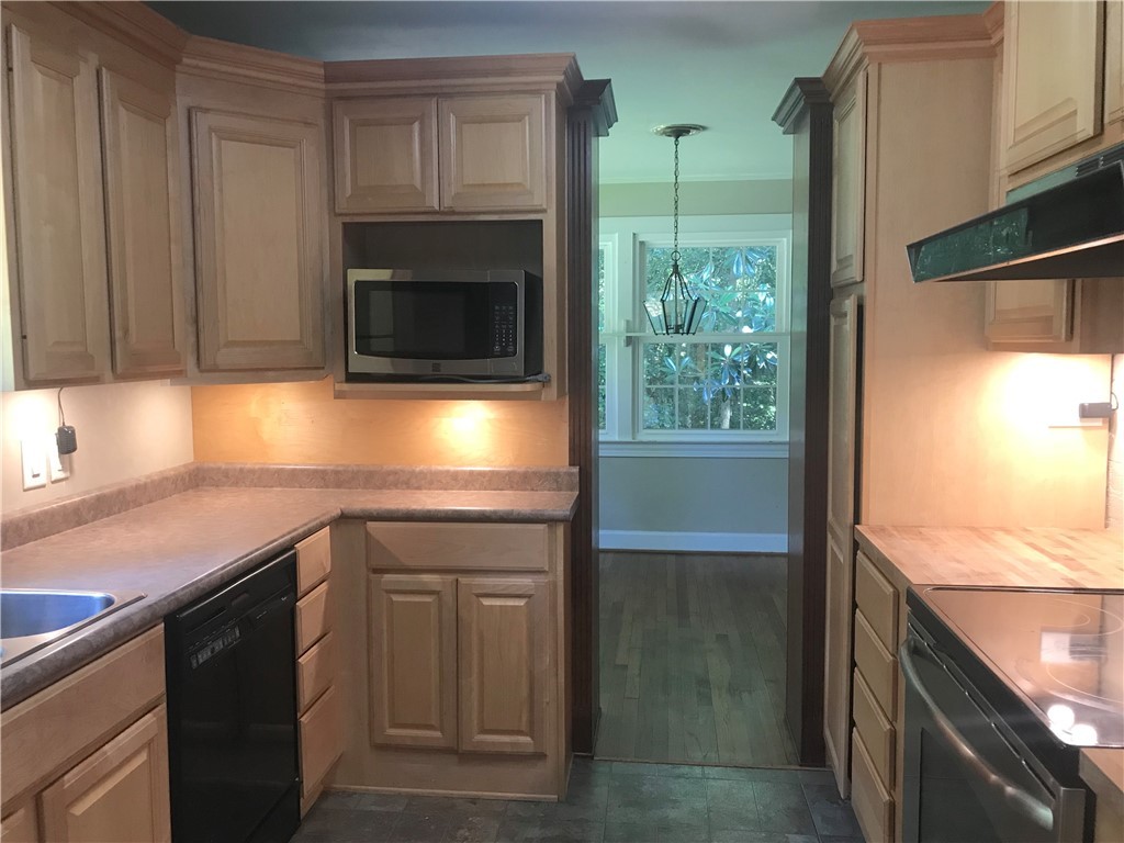 325 Pendleton Road Clemson, SC 29631 - Photo 10 of 38