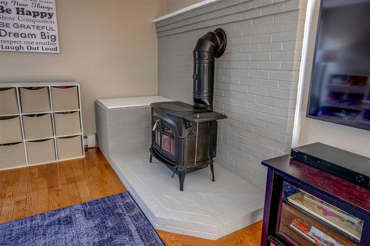 4 Tall Pines Road Durham, NH 03824 - Photo 17 of 40