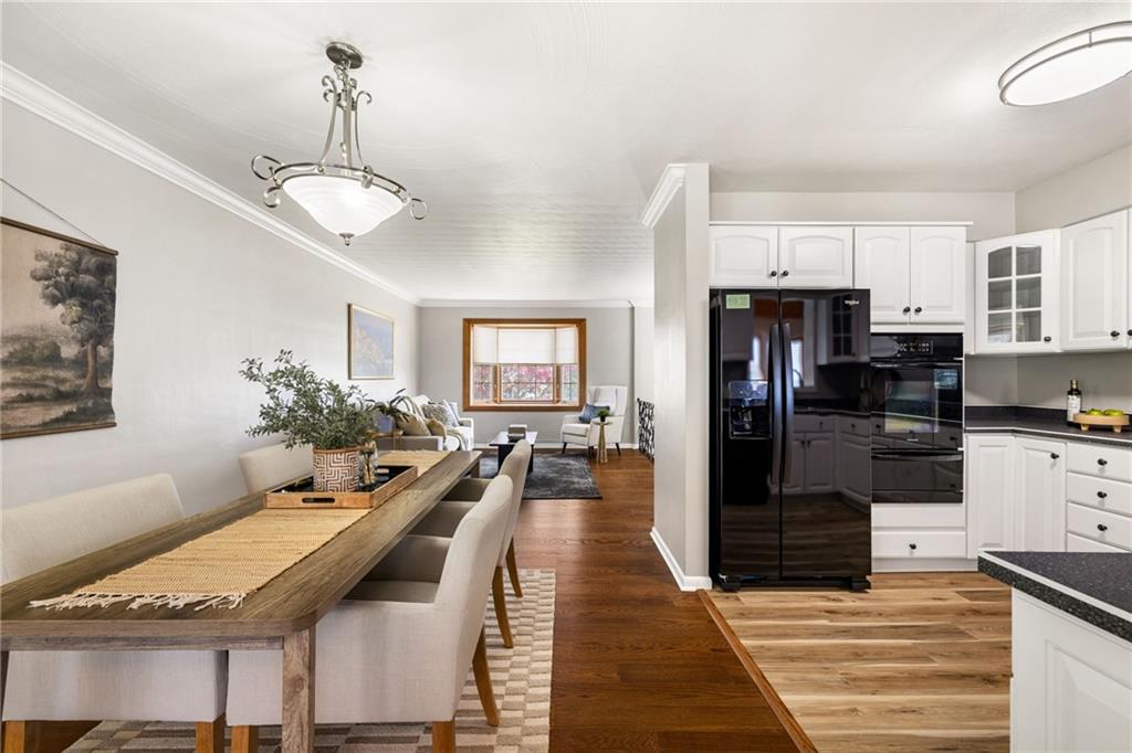 11660 Dennis Circle Irwin, PA 15642 - Photo 12 of 44