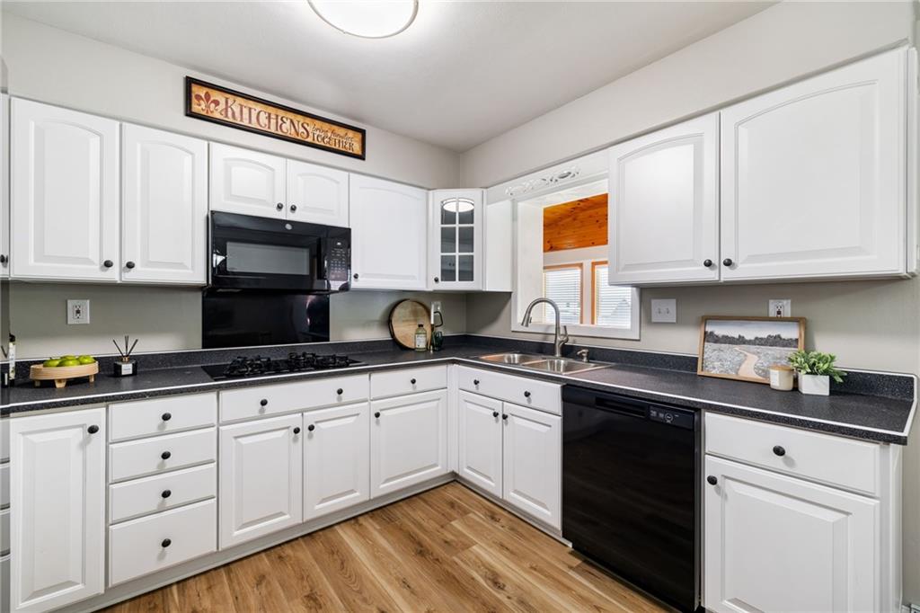 11660 Dennis Circle Irwin, PA 15642 - Photo 13 of 44