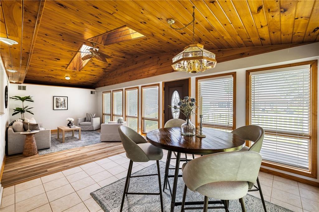 11660 Dennis Circle Irwin, PA 15642 - Photo 16 of 44