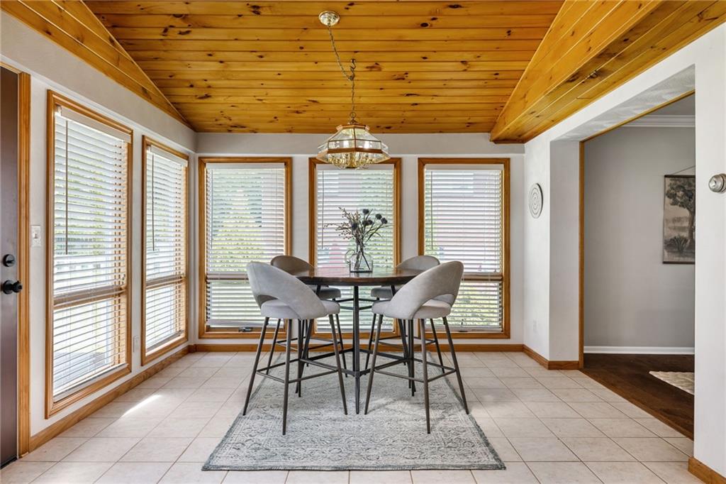 11660 Dennis Circle Irwin, PA 15642 - Photo 18 of 44