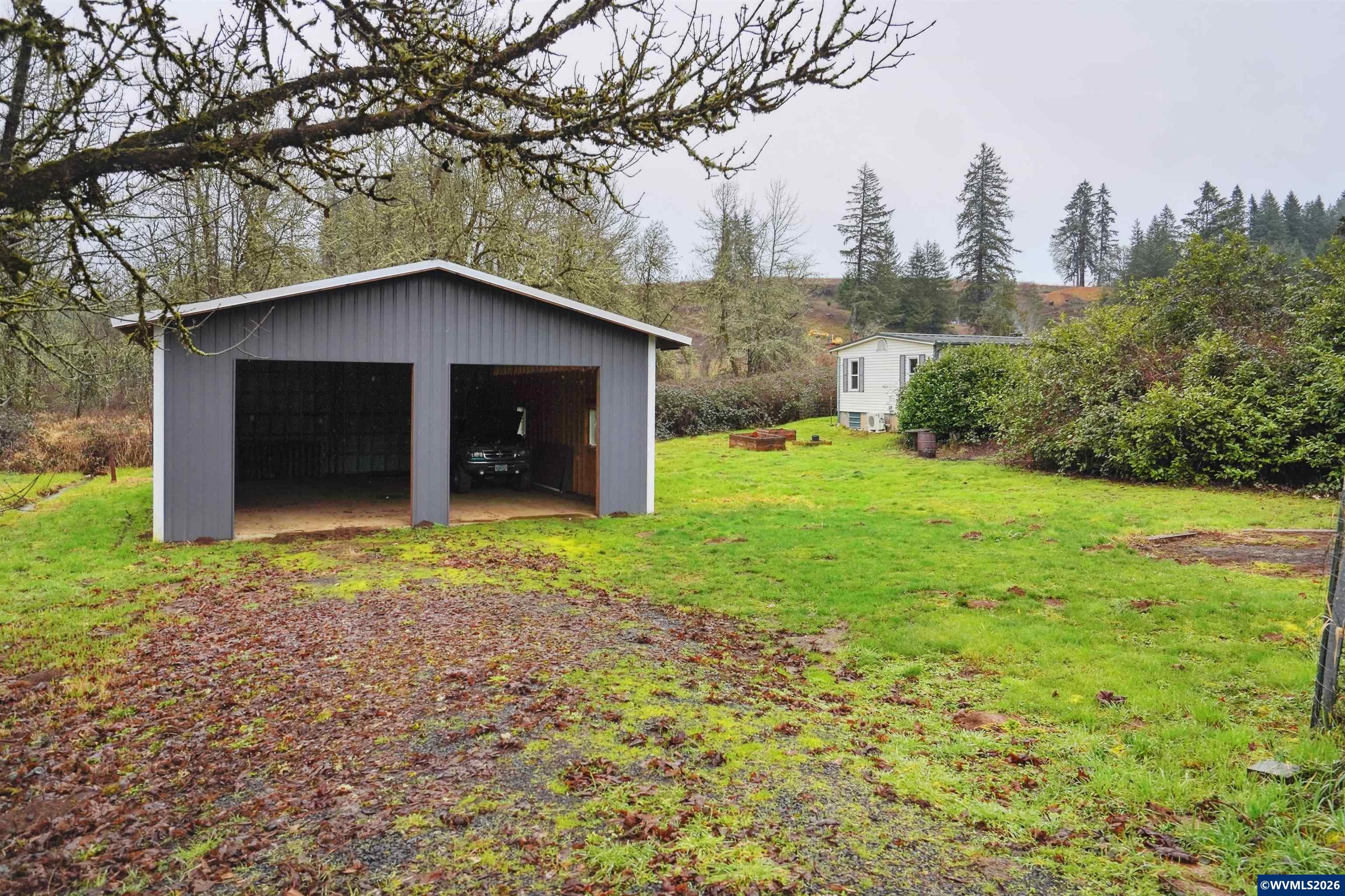 27329 Rowell Hill Road Sweet Home, OR 97386 - Photo 2 of 39