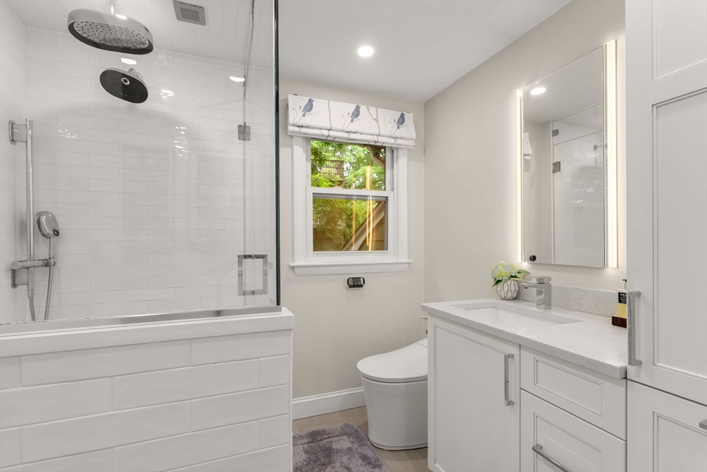 115 Ridge Street Arlington, MA 02474 - Photo 18 of 39 Gallery Image 18