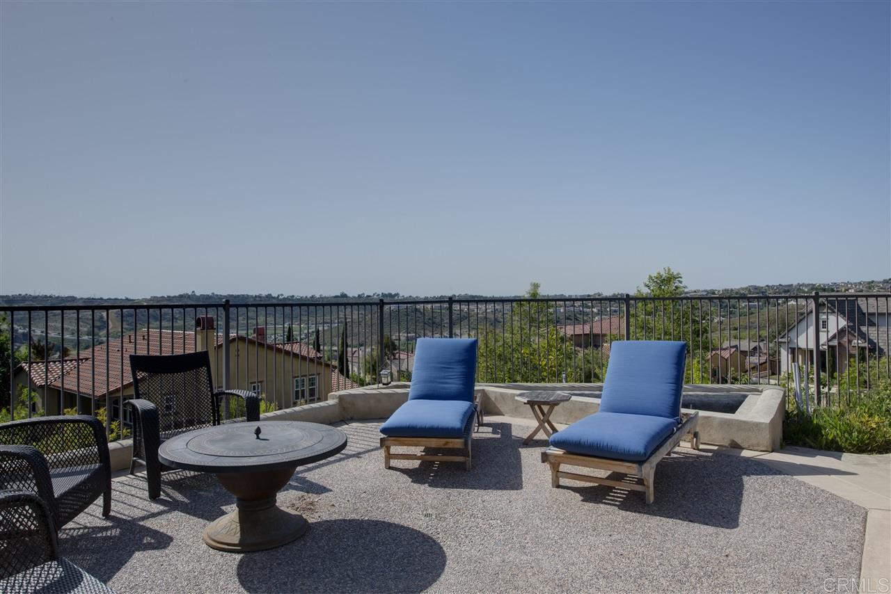 2394 Lapis Road Carlsbad, CA 92009 - Photo 17 of 25