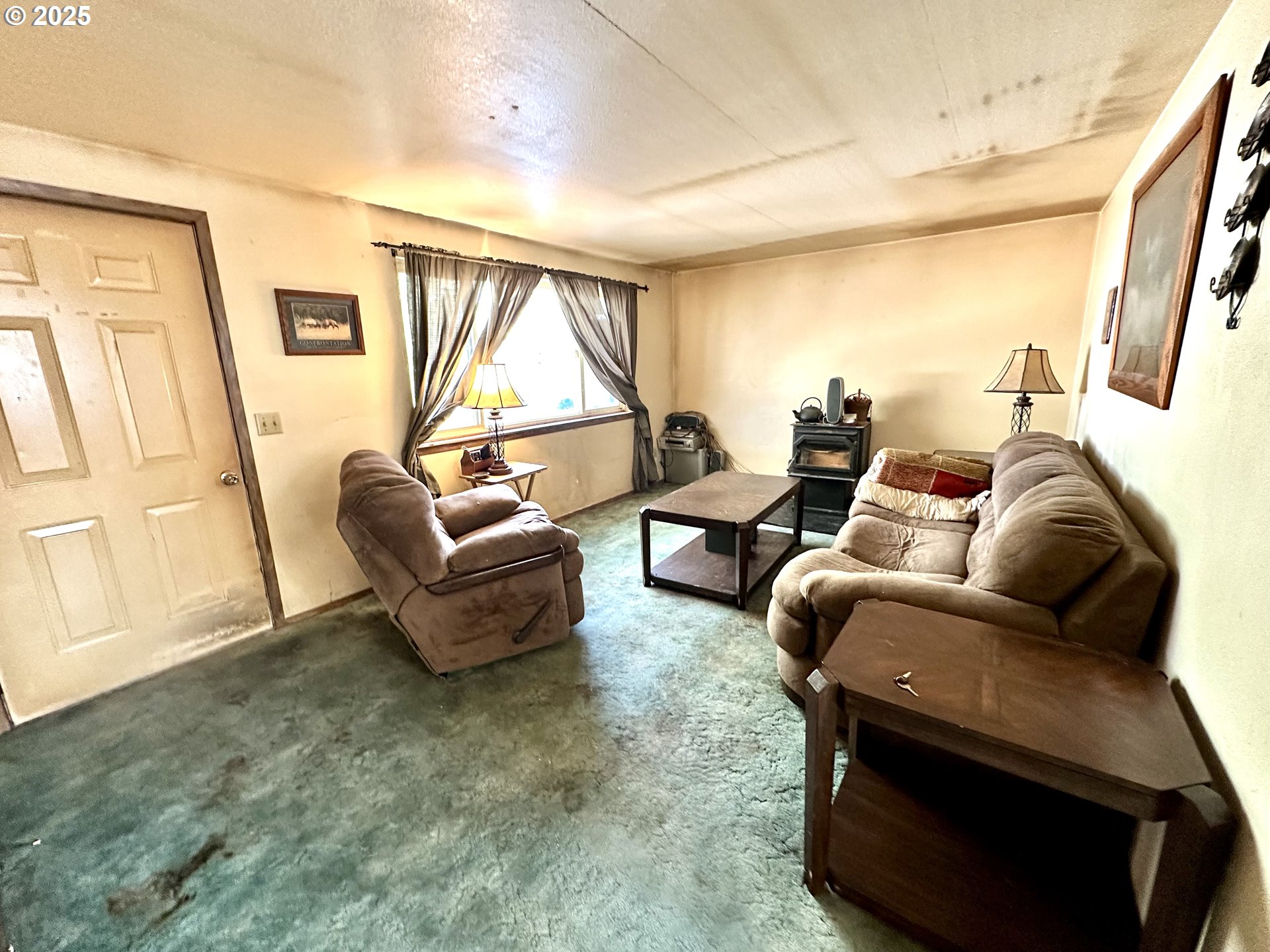 3055 Grove Street Baker City, OR 97814 - Photo 3 of 16