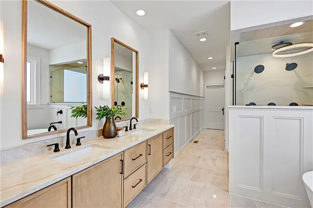 $1,174,000 | 11327 West 170th Terrace, Overland Park, KS 66221