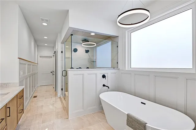 $1,174,000 | 11327 West 170th Terrace, Overland Park, KS 66221