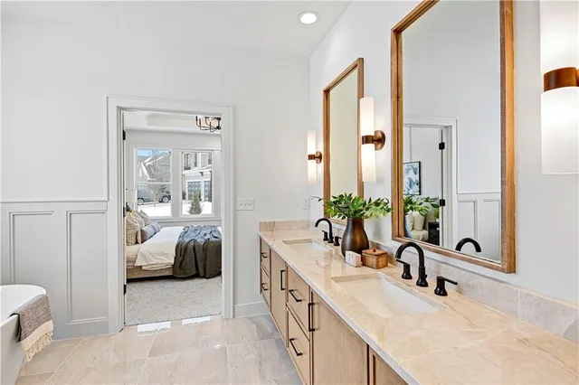 $1,174,000 | 11327 West 170th Terrace, Overland Park, KS 66221