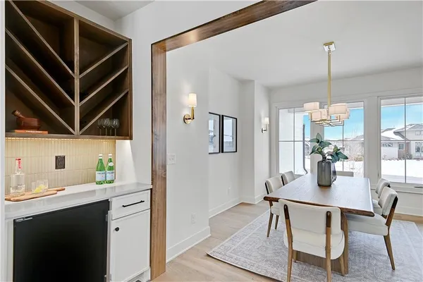 $1,174,000 | 11327 West 170th Terrace, Overland Park, KS 66221