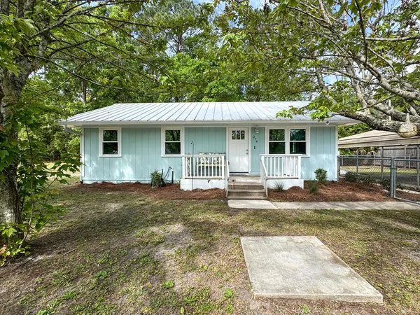$295,000 | 274 25th Avenue, Apalachicola, FL 32320