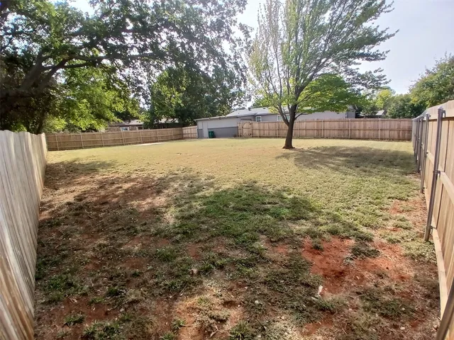 $2,000 | 503 Windmere Circle, Corinth, TX 76210