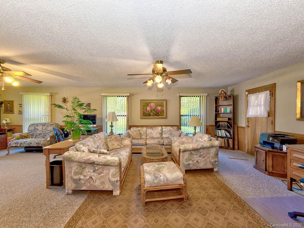 414 Kimmswick Road Charlotte, NC 28214 - Photo 13 of 35 Gallery Image 13