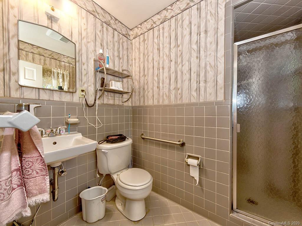 414 Kimmswick Road Charlotte, NC 28214 - Photo 24 of 35 Gallery Image 24