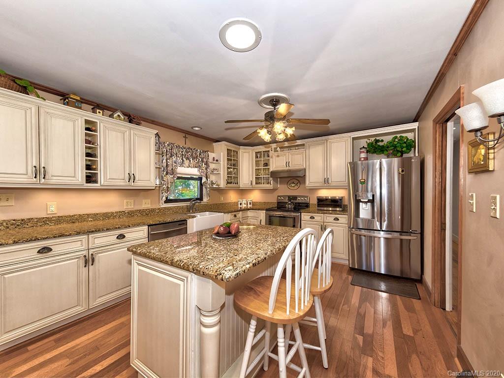 414 Kimmswick Road Charlotte, NC 28214 - Photo 9 of 35 Gallery Image 9