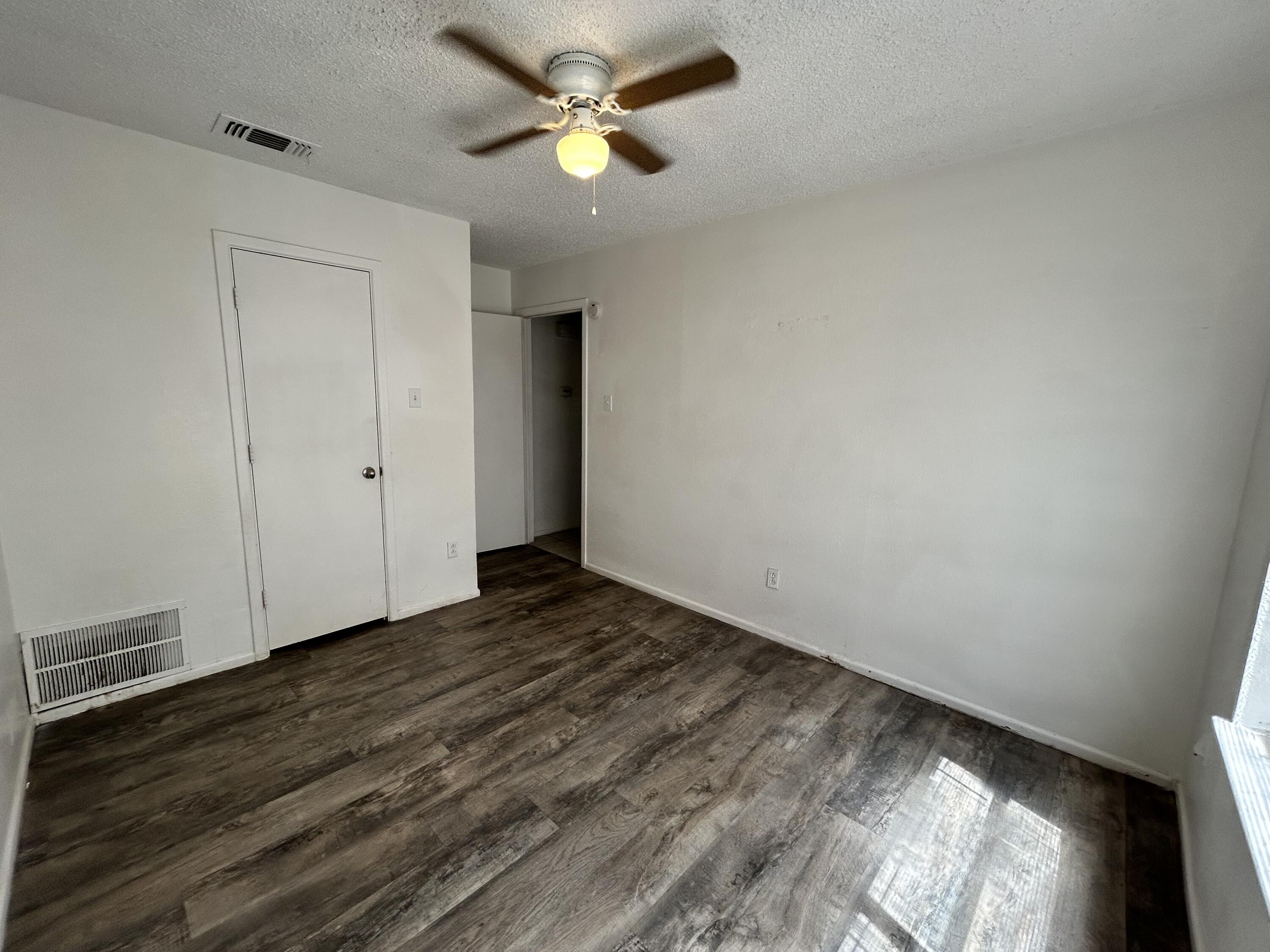 1303 80th Street, Unit A Lubbock, TX 79423 - Photo 14 of 16 IMG_0263