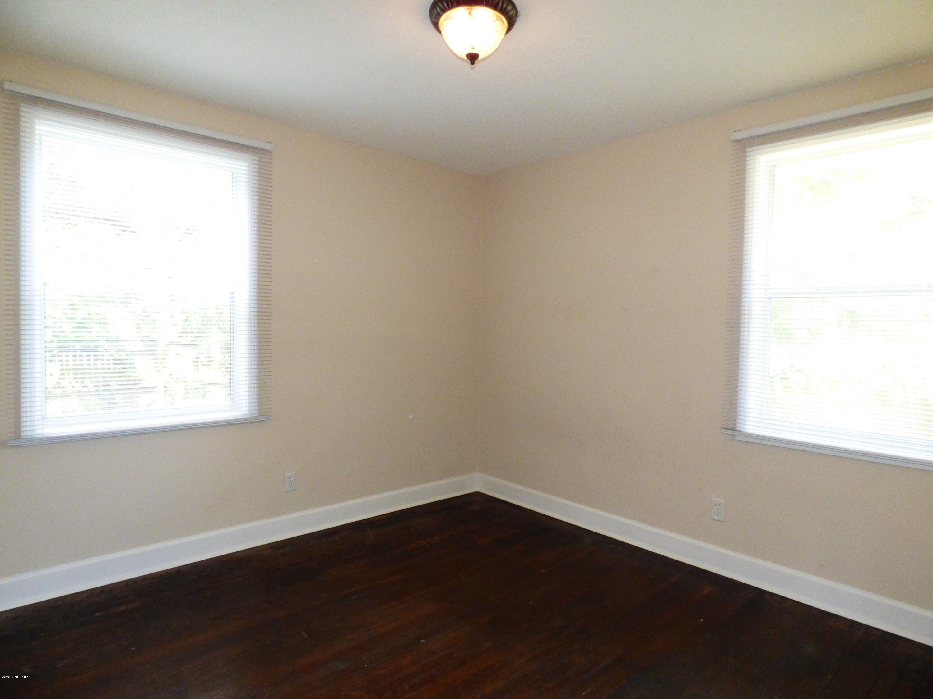 1504 Charon Road Jacksonville, FL 32205 - Photo 8 of 15 Master Bedroom