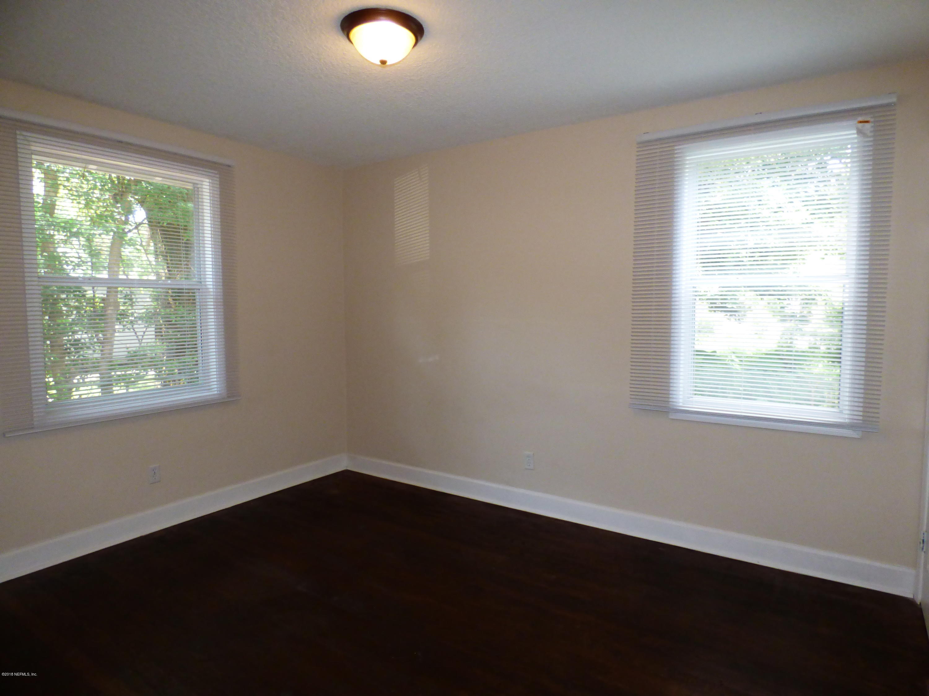 1504 Charon Road Jacksonville, FL 32205 - Photo 10 of 15 Bedroom 3