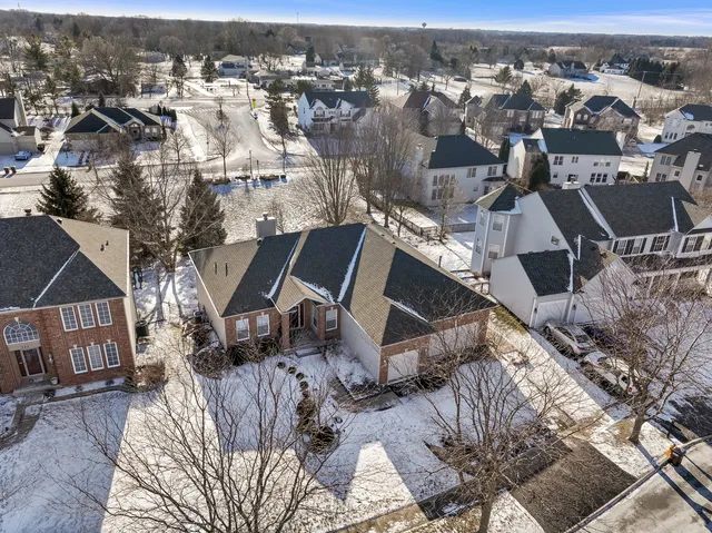 $639,000 | 226 Glenbrook Court, Gilberts, IL 60136