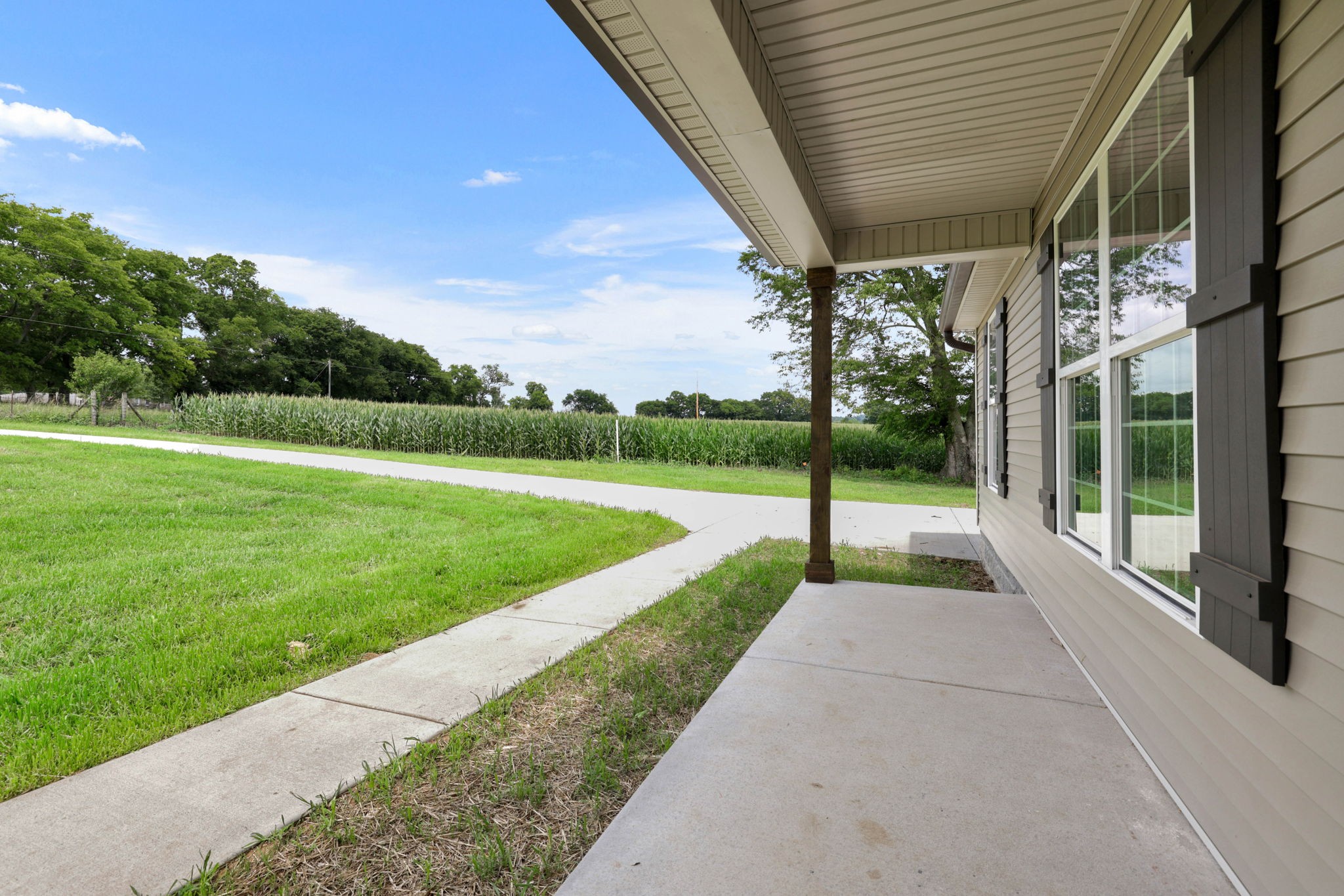 2005 Coleman Road Cornersville, TN 37047 - Photo 6 of 32 Gallery Image 6